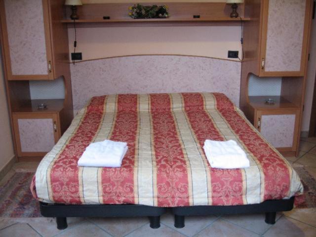 Al Parco Bed and Breakfast Ravenna Eksteriør billede